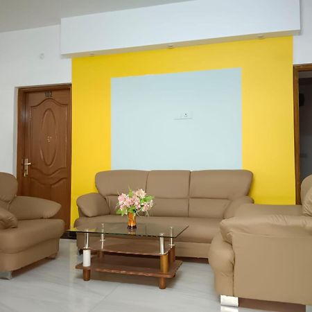 Savi'S Home Stay Ooty Exteriér fotografie